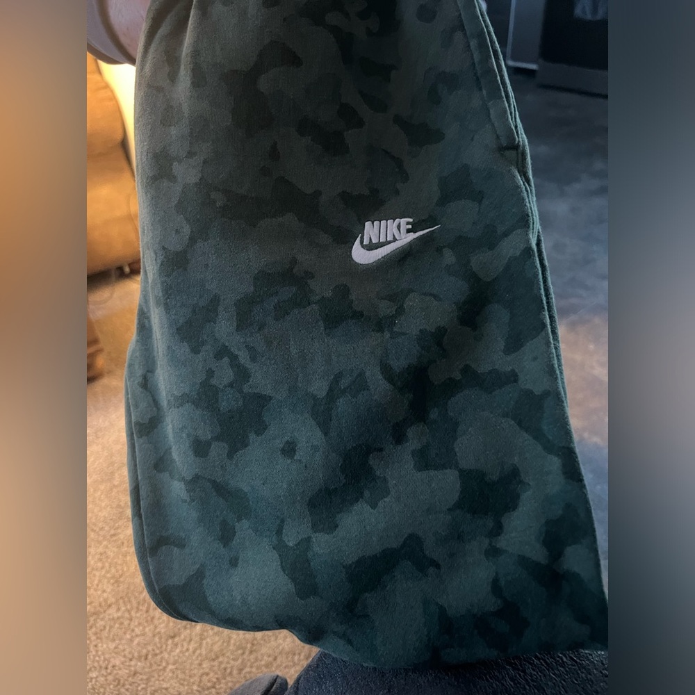 Nike camo sweats